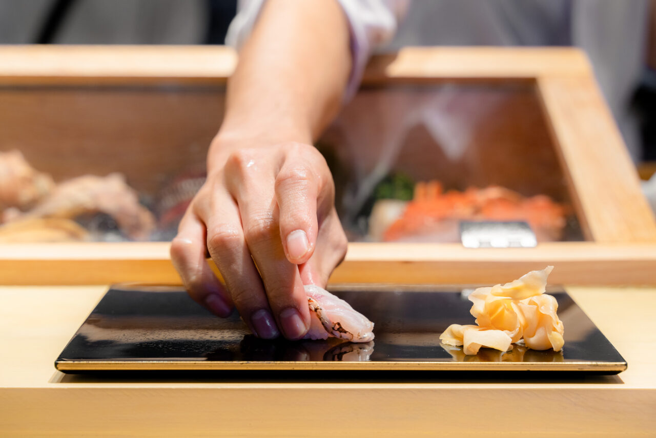 The Correct Way To Eat Sushi: A Guide For Foreigners – Canvas Japan ...